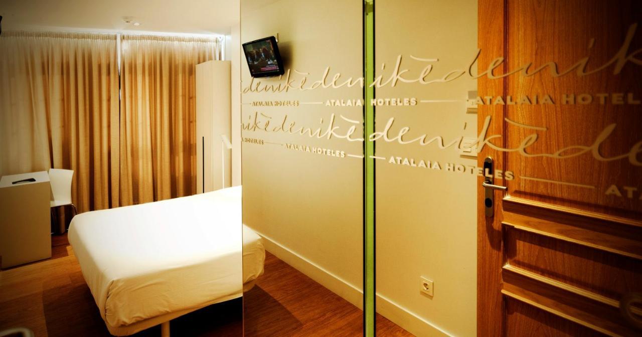 מלון סנטיאגו דה קומפוסטלה Denike Grupo Atalaia מראה חיצוני תמונה